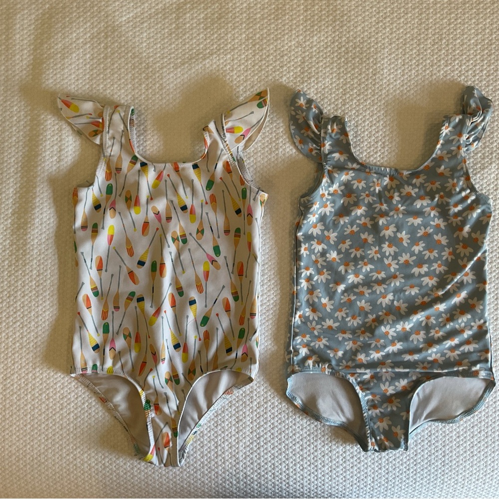 Chic Blue One Piece Swimsuit with Sleek Design